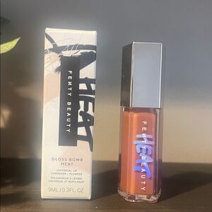 Fenty Beauty Gloss Bomb Heat Universal Lip Luminizer + Plumper